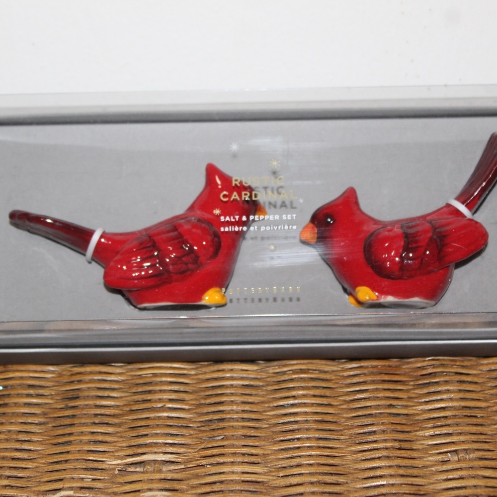 Pottery Barn Rustic Cardinal Salt & Pepper Set. - Picture 3 of 3